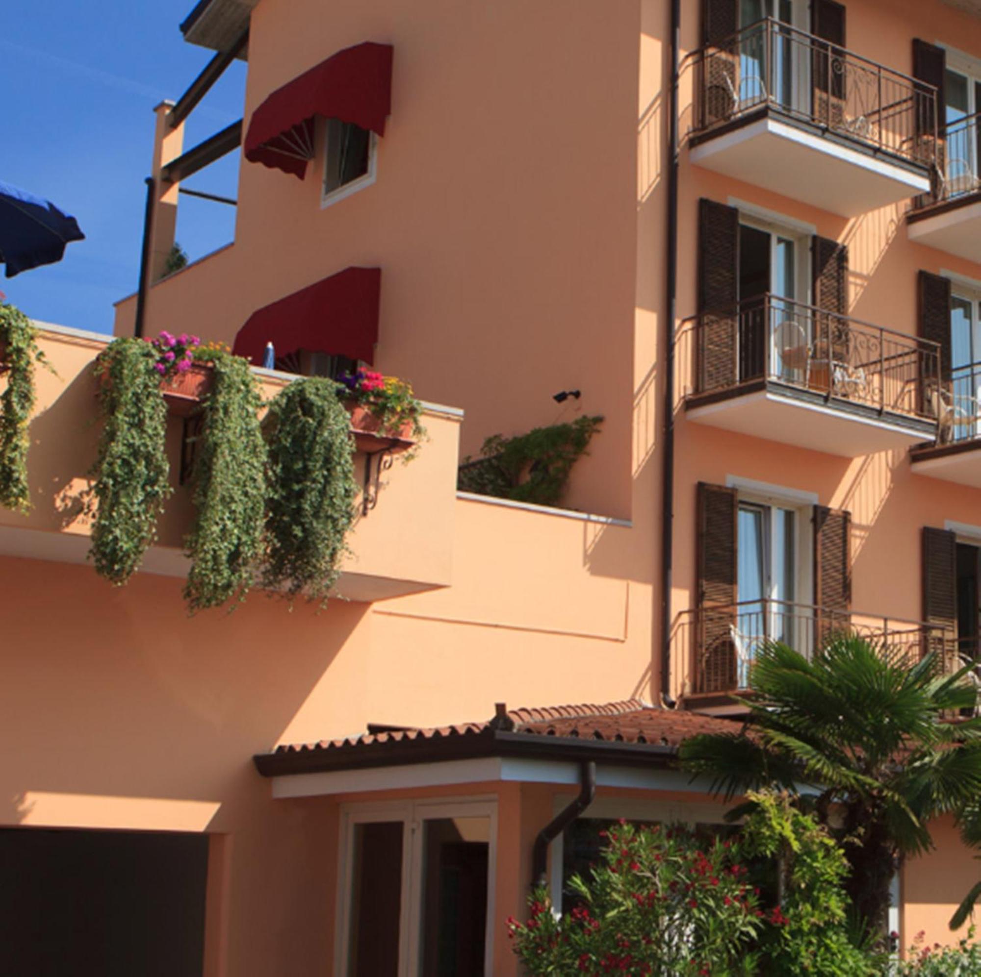Hotel Bologna Bardolino Exterior foto